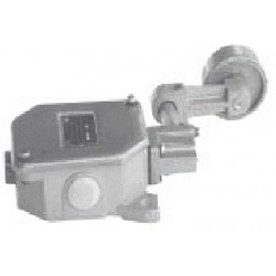 Limitator de cursa capsulat cu brat si rola marita